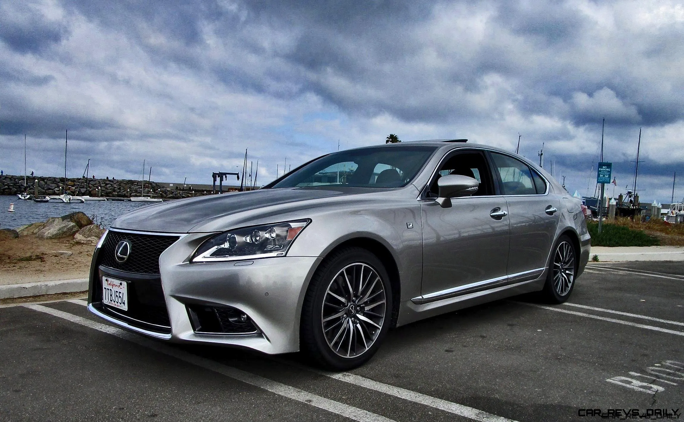 Lexus LS thế hệ 4