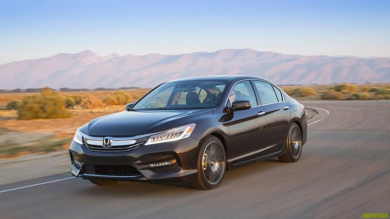Honda Accord thế hệ 10