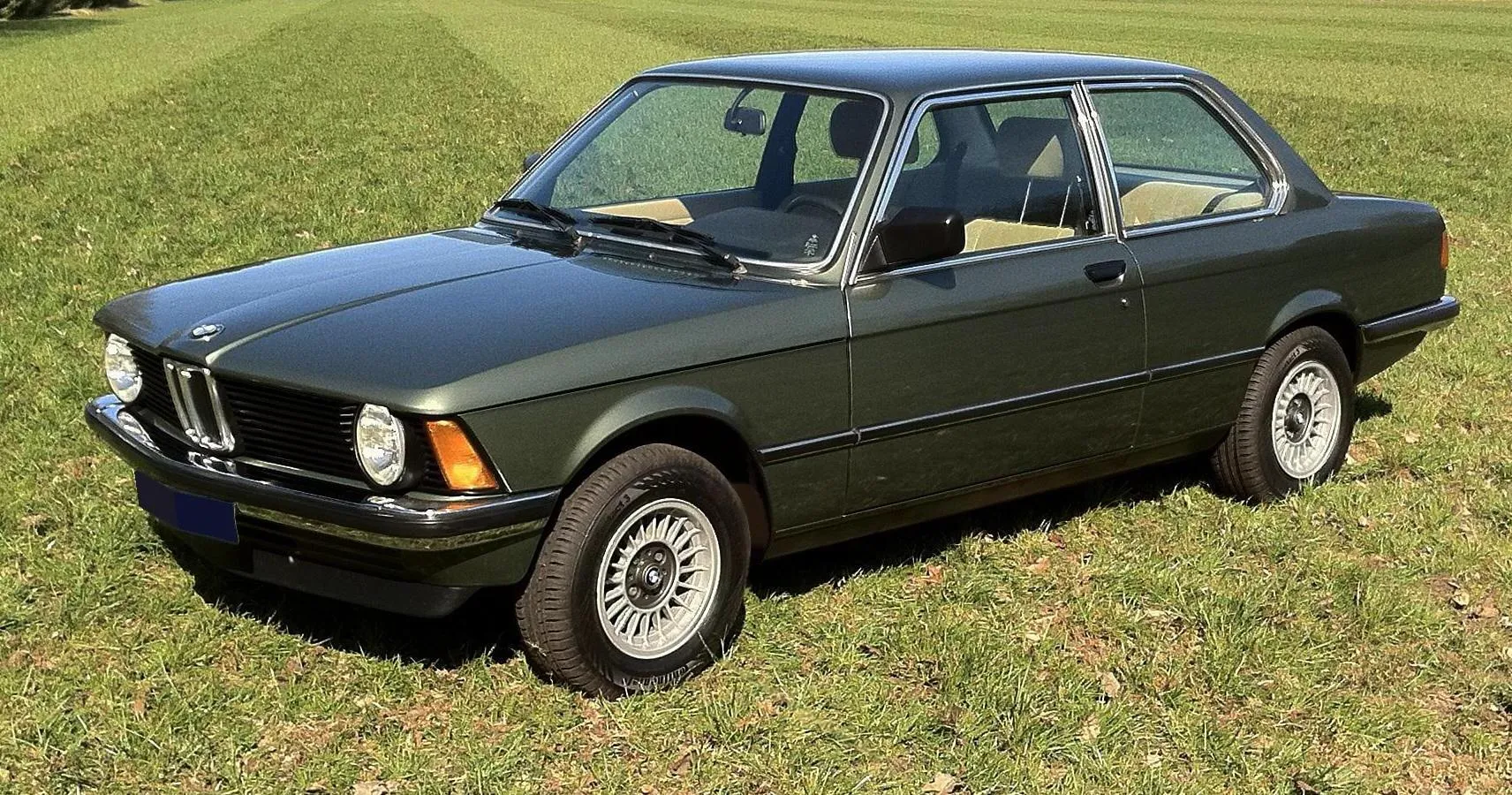 BMW 3 Series thế hệ 1