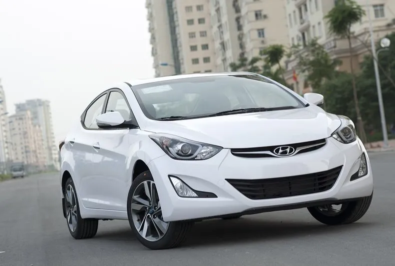 hyundai elantra thế hệ 5