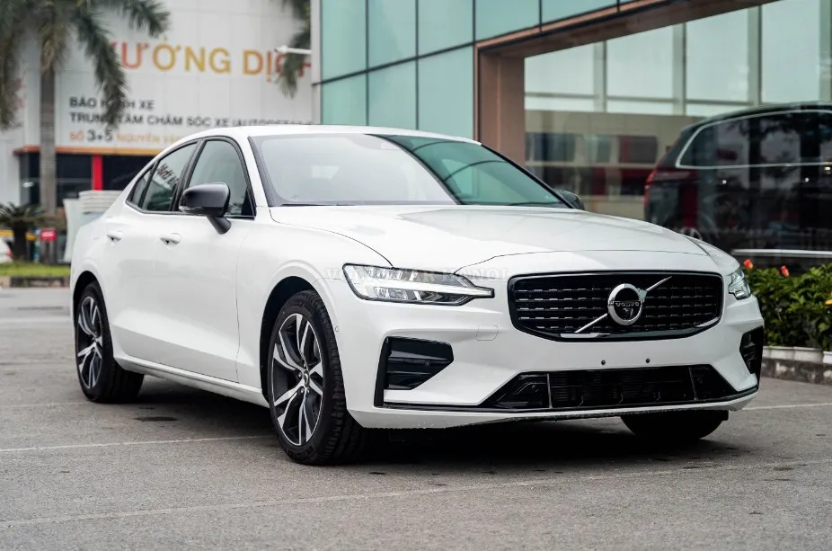 Volvo S60 hiên tại