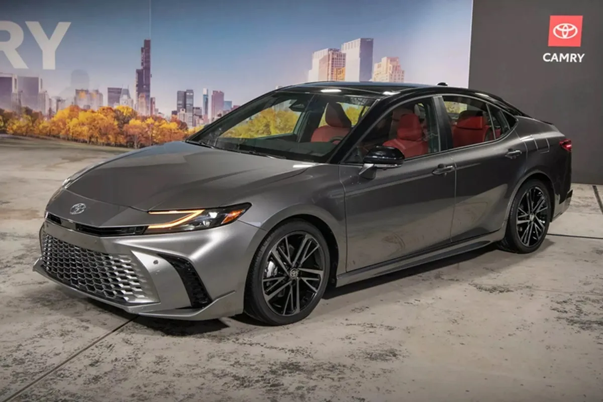 Camry thế hệ thứ 9