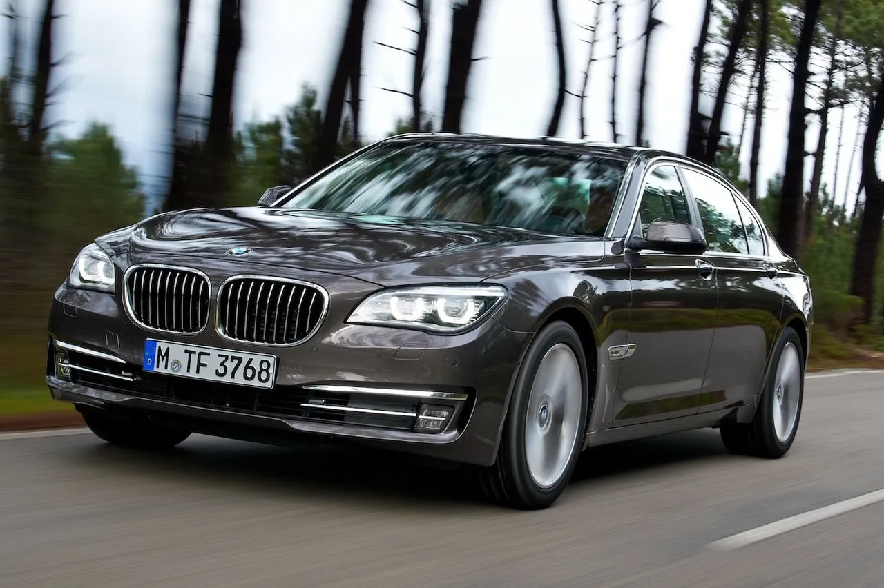 BMW 7 Series thế hệ 5