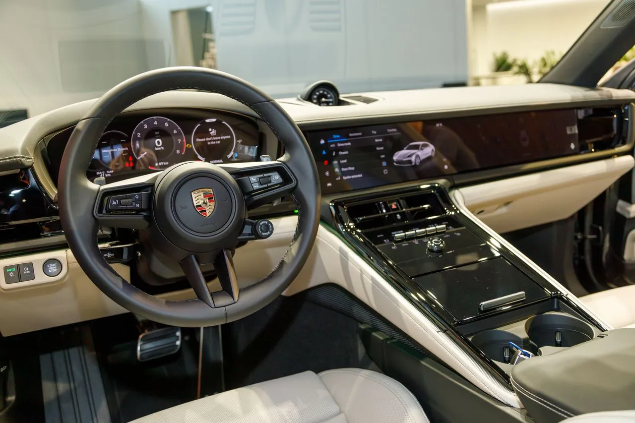 Nội thất Porsche Panamera