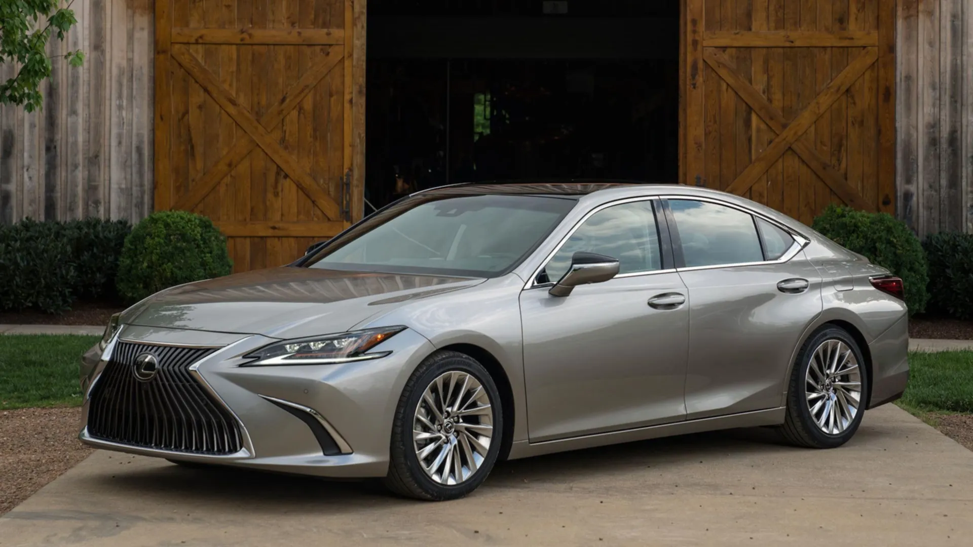 Lexus ES