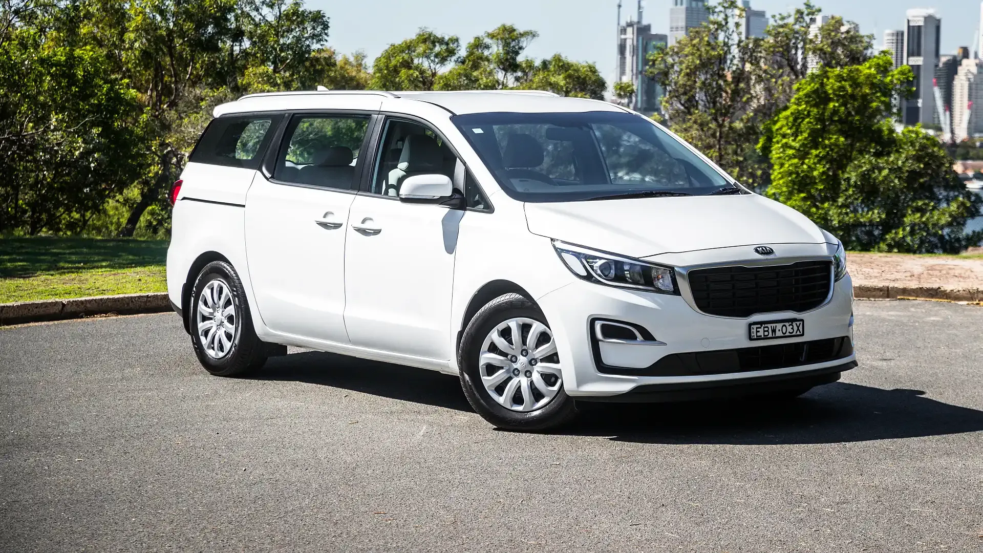 KIA Carnival thế hệ 3