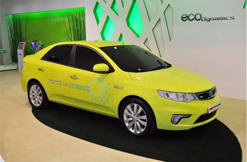 KIA K3 thế hệ 1 (Coupe)