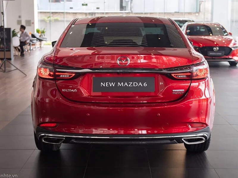 Cụm đèn hậu Mazda 6