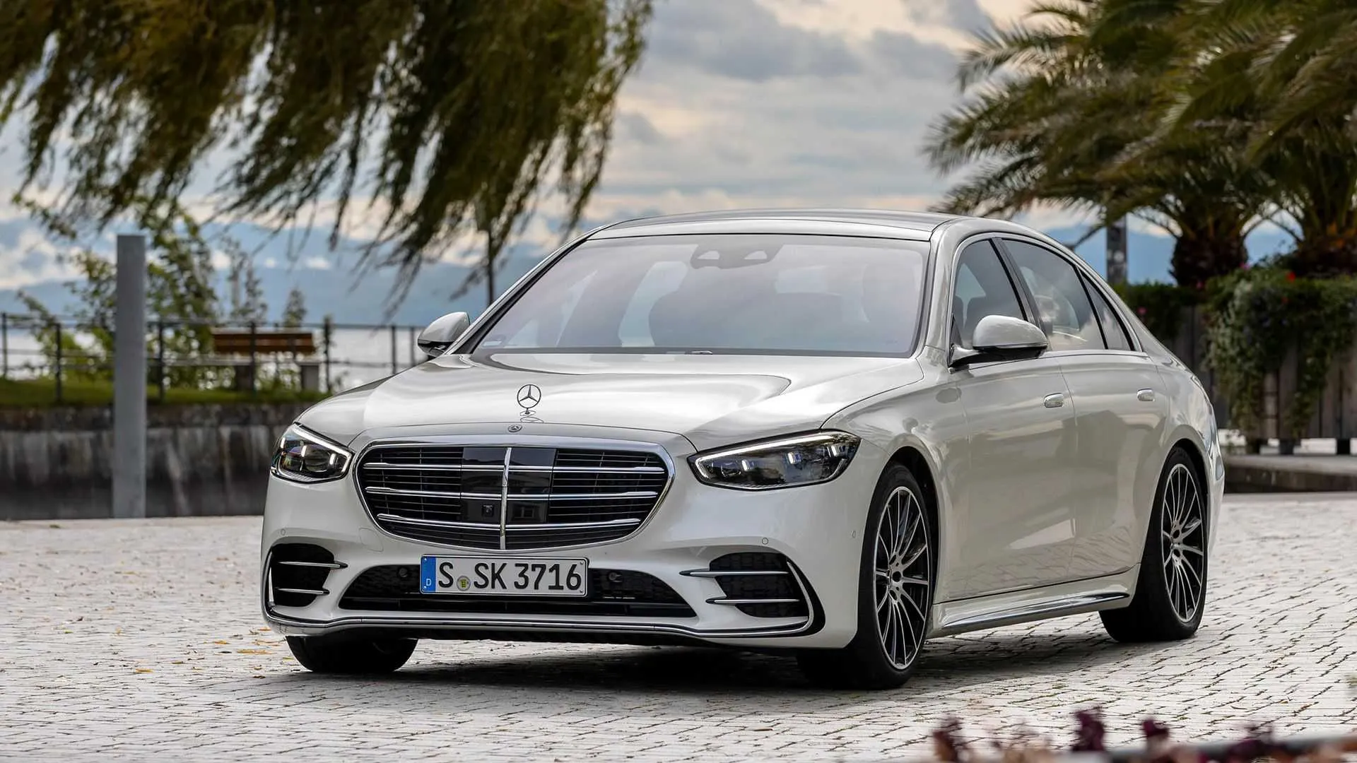 Mercedes Benz S-Class thế hệ 7