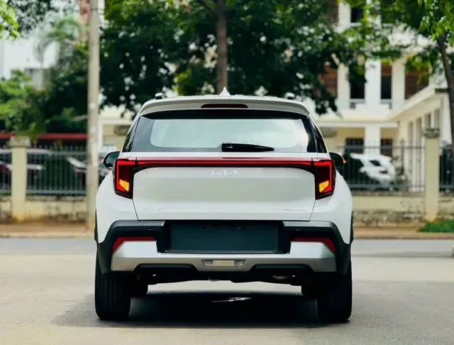 KIA Sonet 2024 cụm đèn hậu