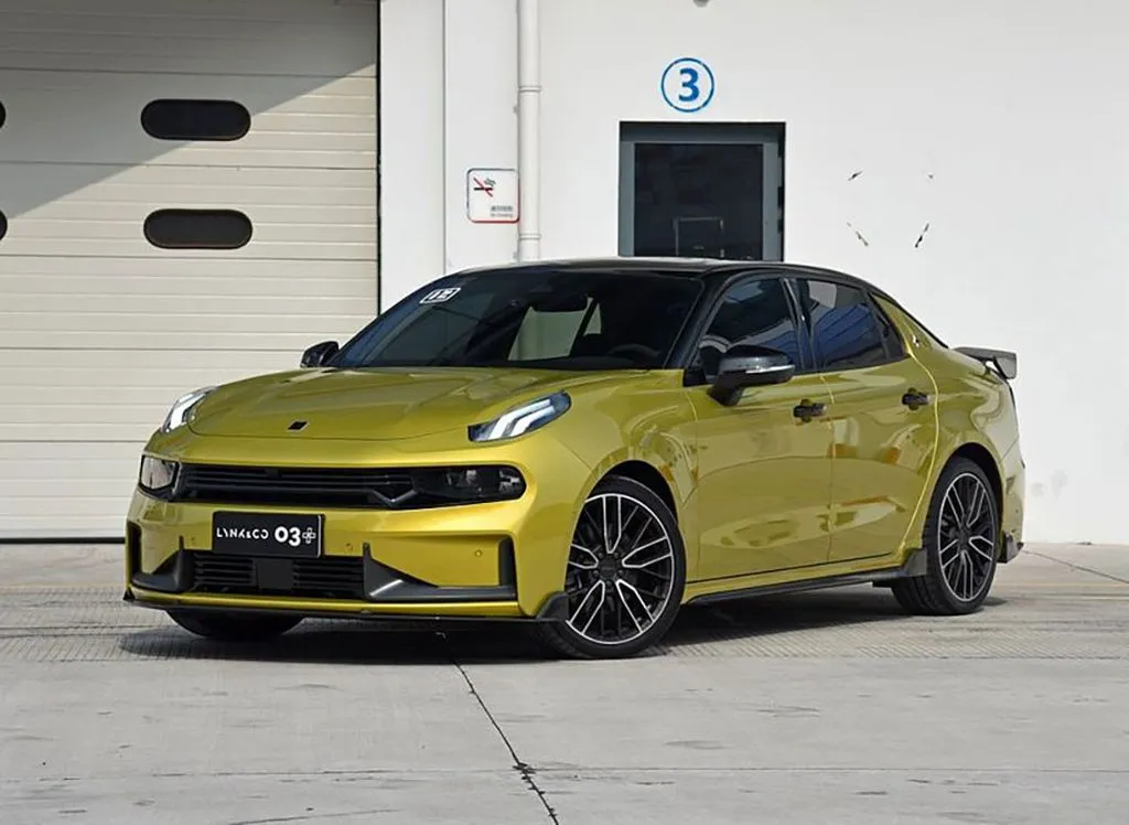 Lynk&Co 03+