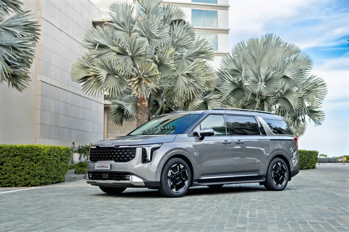 KIA Carnival