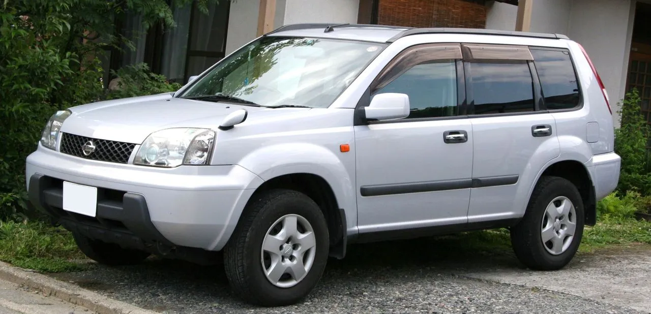 Nissan X-Trail thế hệ 1