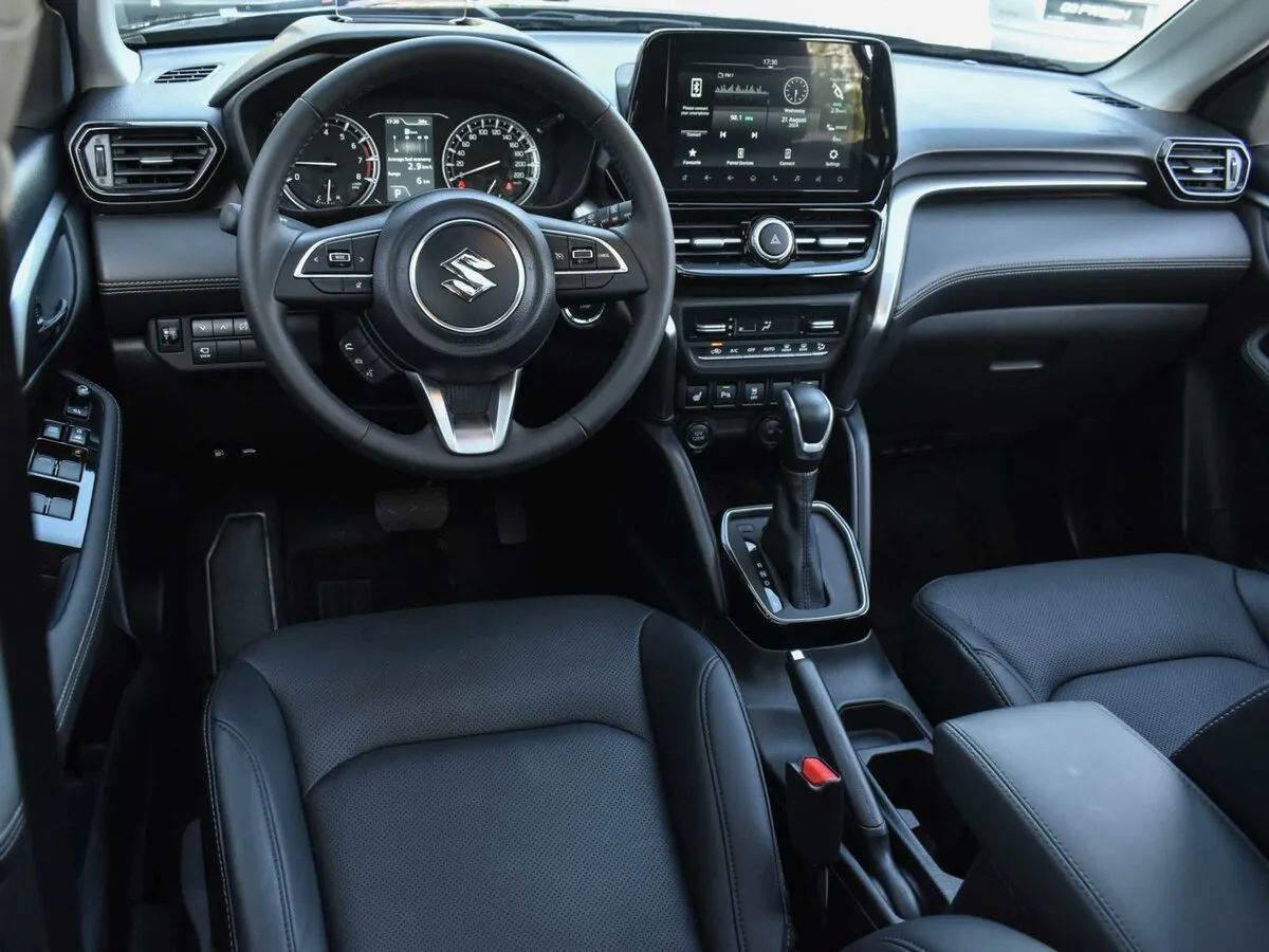 Nội thất Suzuki Grand Vitara
