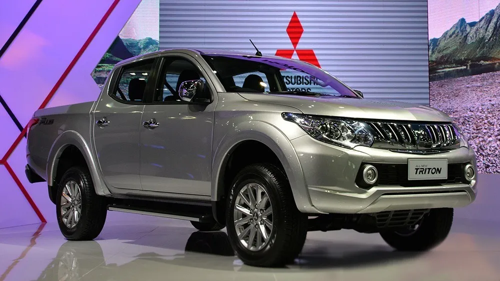 Mitsubishi Triton thế hệ 5 (2015)