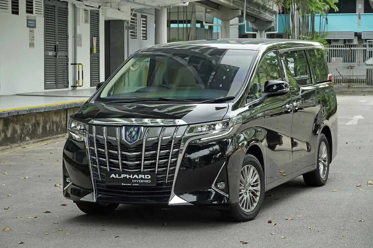 Toyota Alphard thế hệ 3