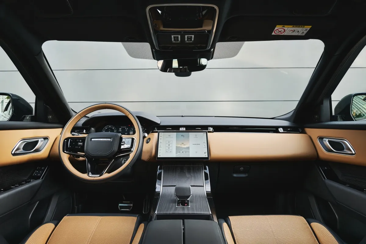 Nội thất Range Rover Velar 2025