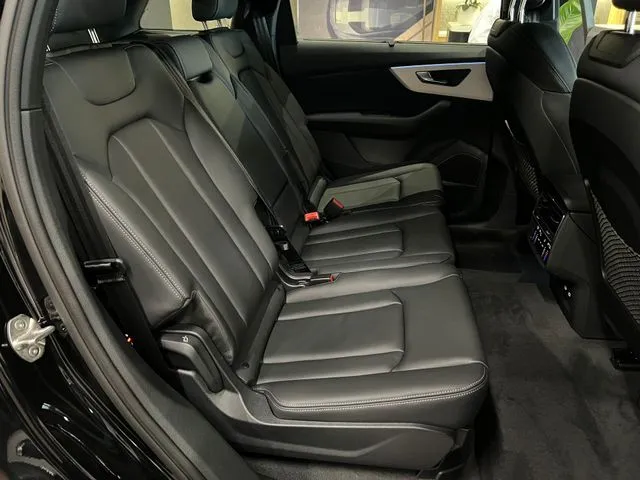 Nội thất Audi Q7
