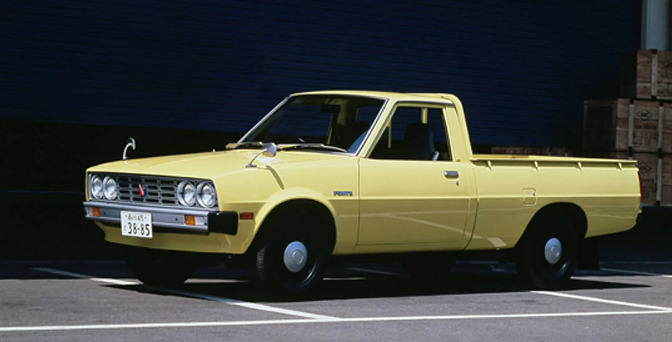 Mitsubishi Triton thế hệ 1