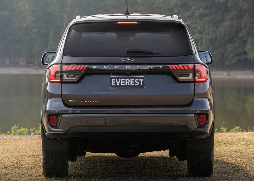Ford Everest thế hệ 3
