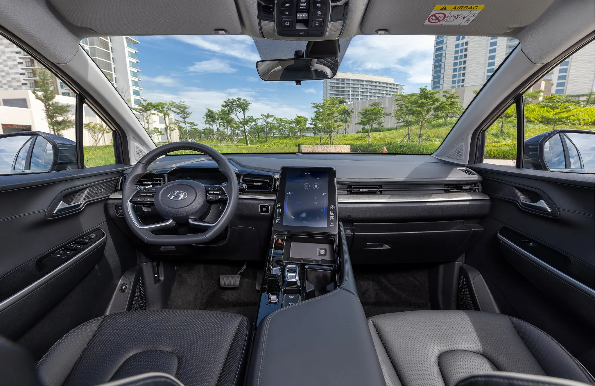 Nội thất Hyundai Custin
