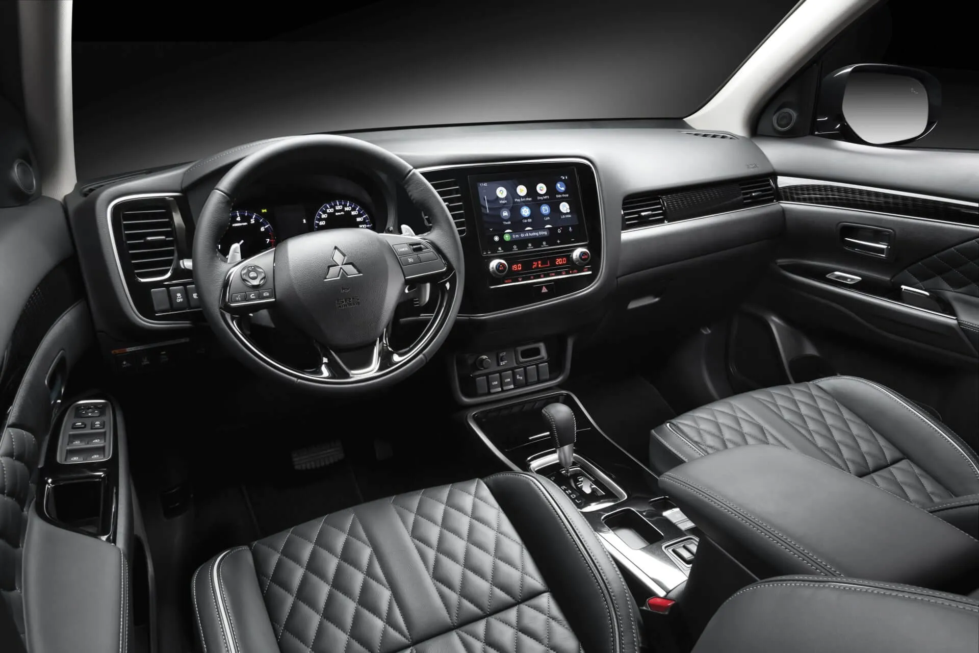 Nội thất Mitsubishi Outlander thế hệ 3
