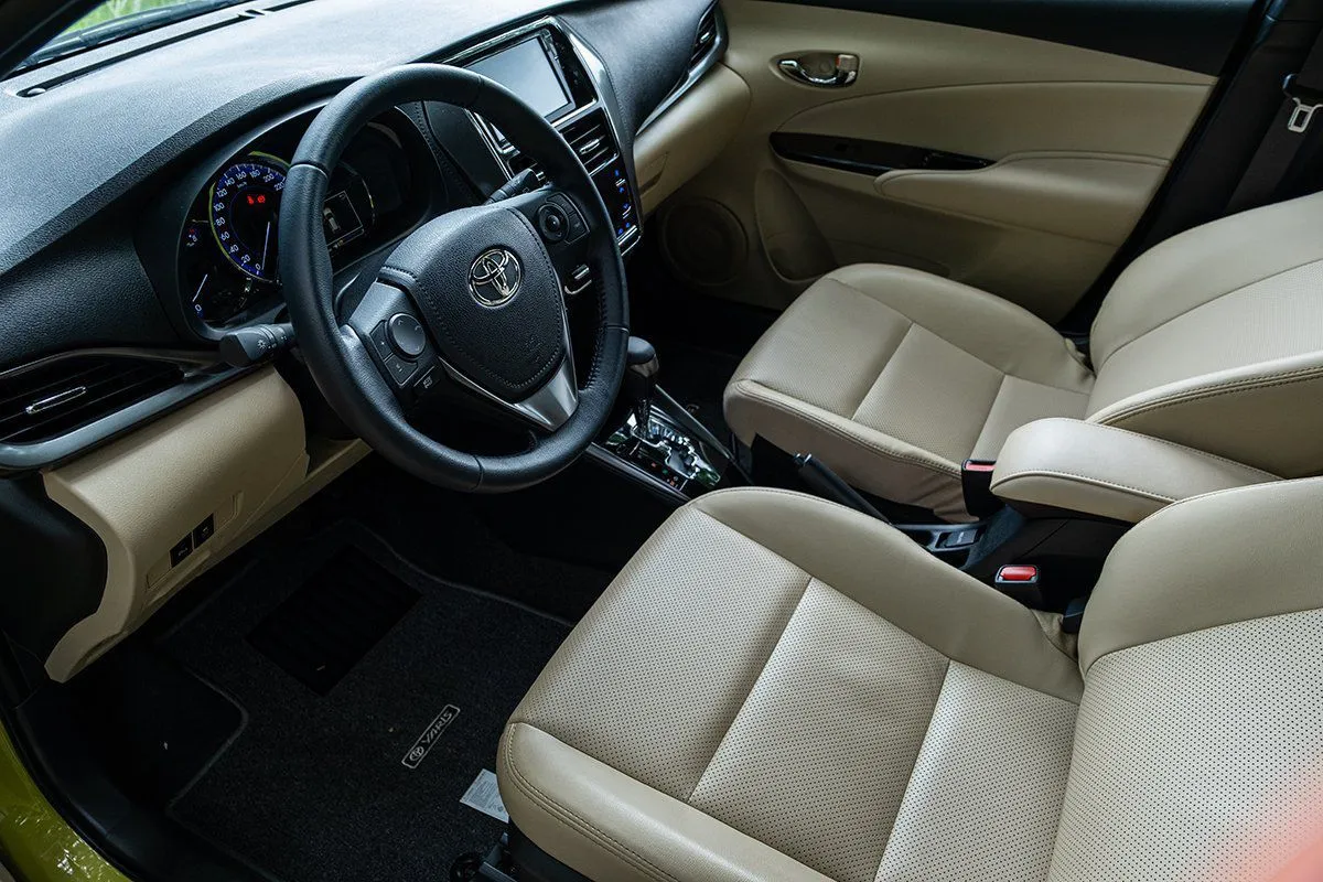 Nội thất Toyota Yaris