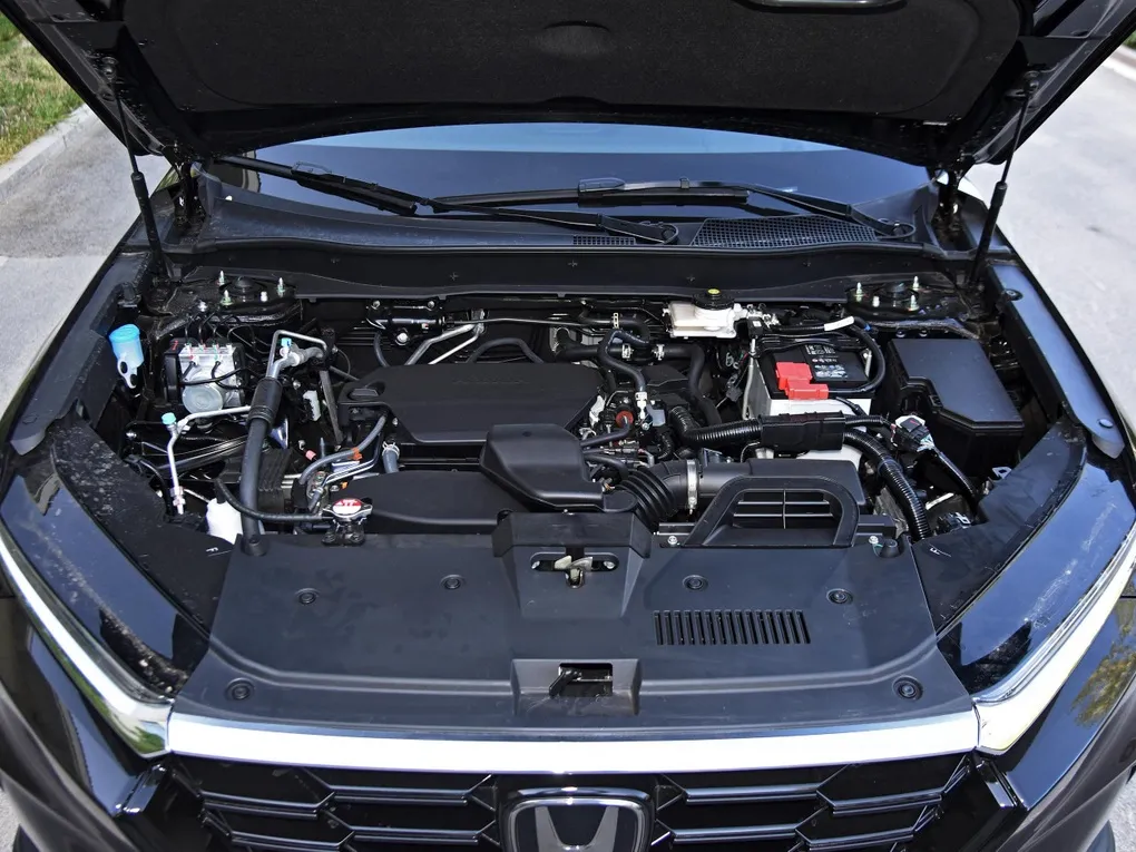 Khoang máy Honda CR-V