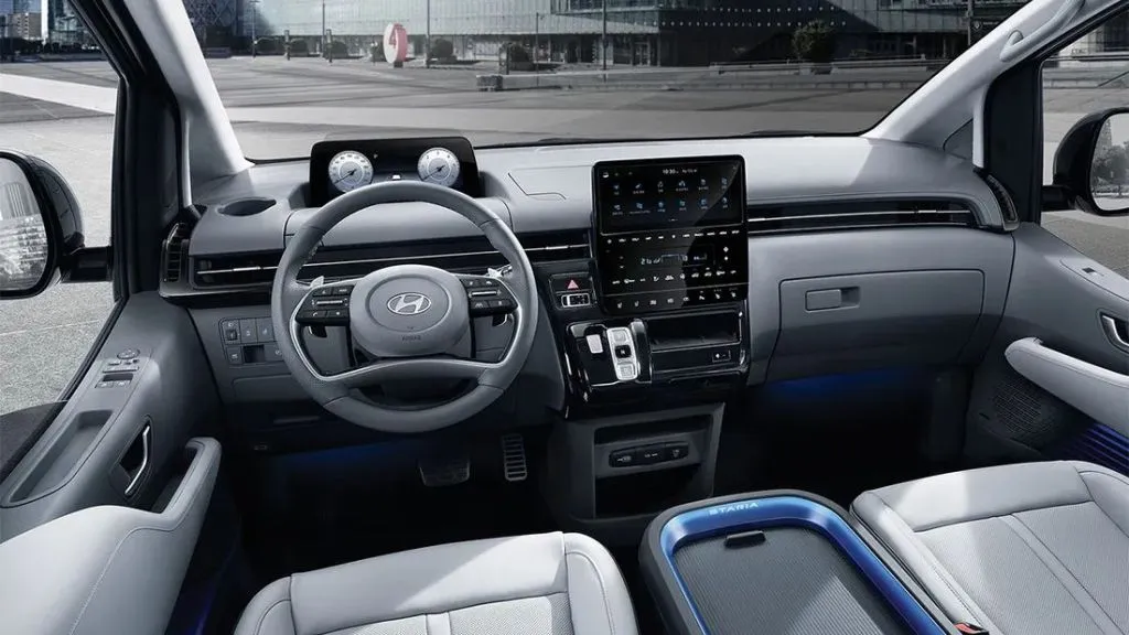 Nội thất Hyundai Staria