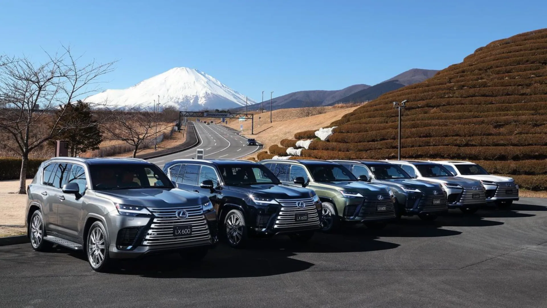 Lexus LX