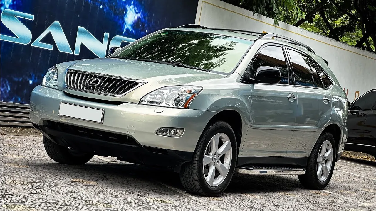 Lexus RX thế hệ 2