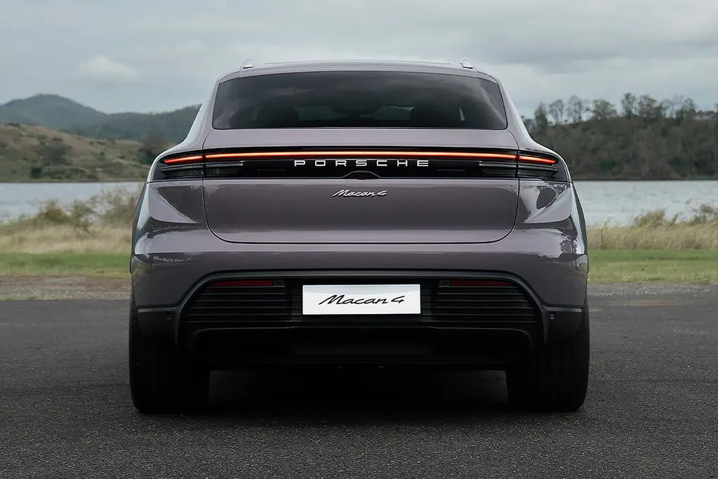 Porsche Macan 4 EV