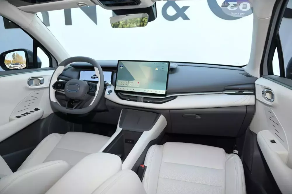 Nội thất Lynk&Co 06 PHEV