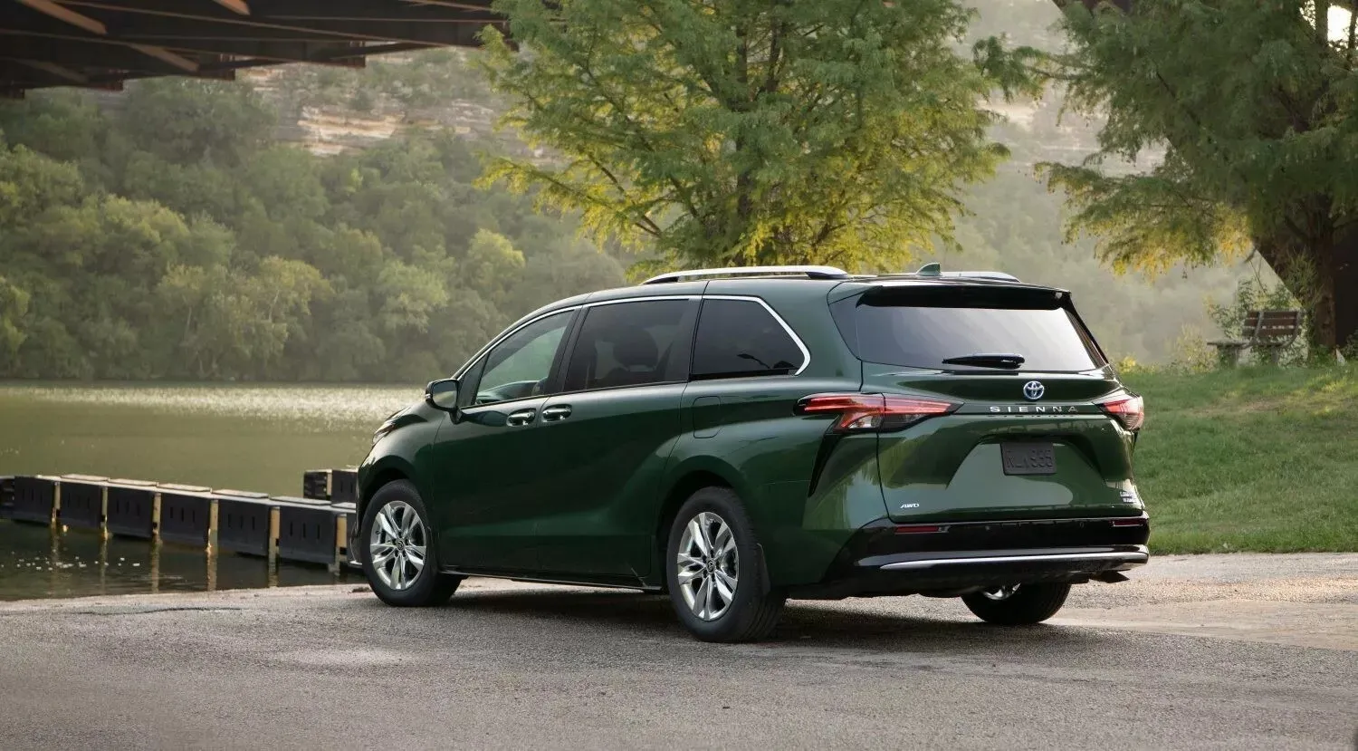 Toyota Sienna mới nhất