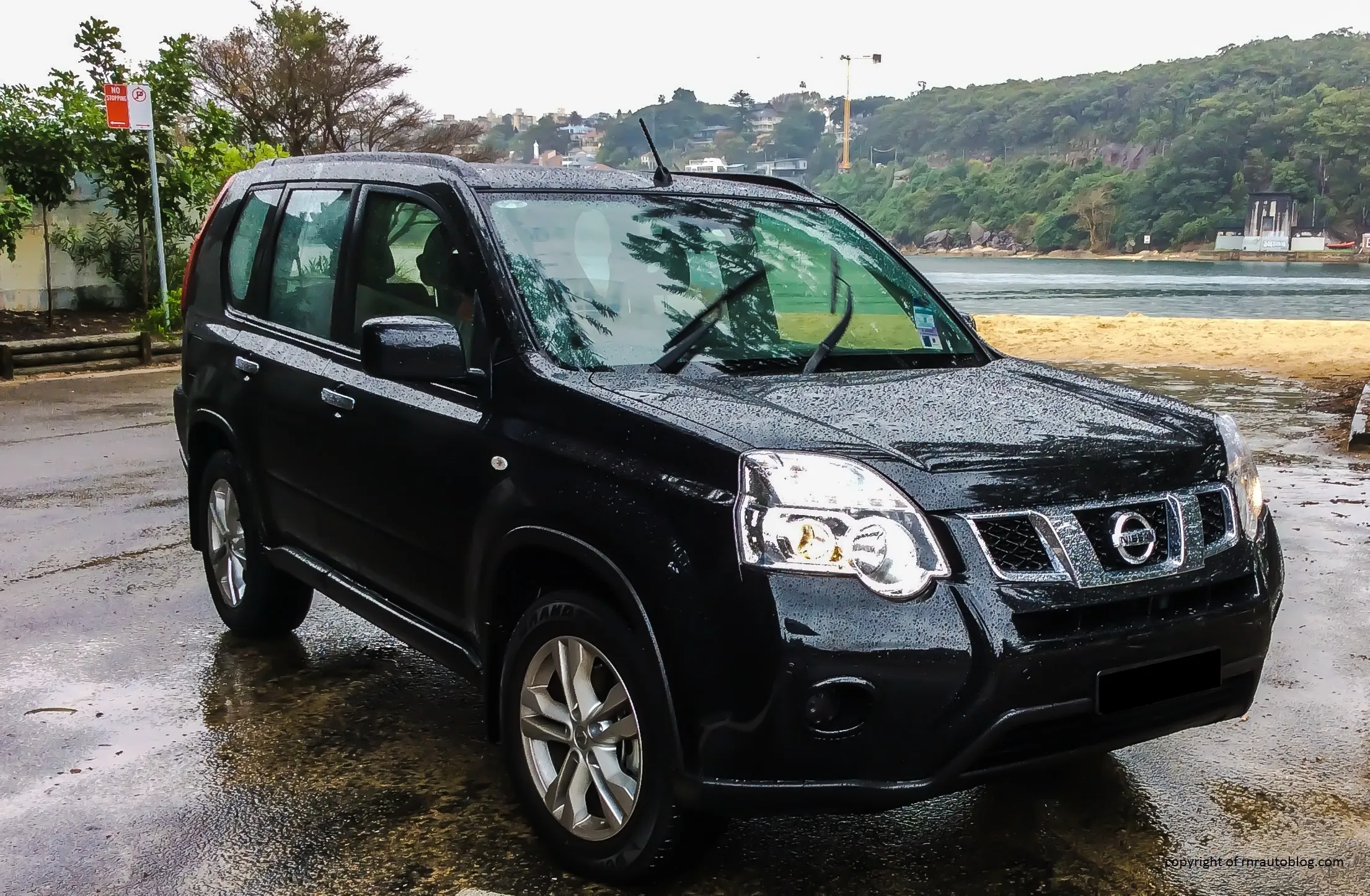 Nissan X-Trail thế hệ 2